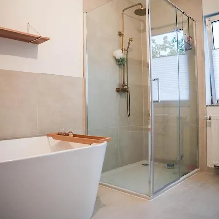 Charmante Offene Im Stil Apartment Ramstein-Miesenbach