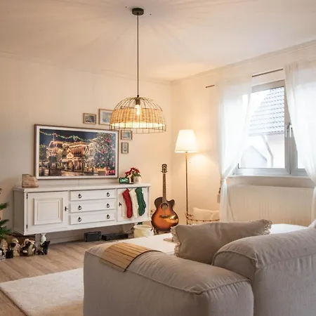 Charmante Offene Im Stil Apartment Ramstein-Miesenbach