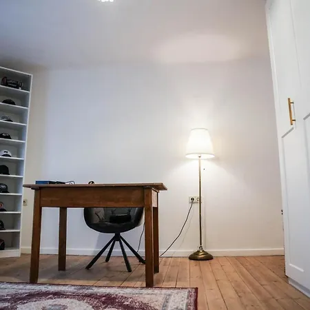 Charmante Offene Im Stil Apartment